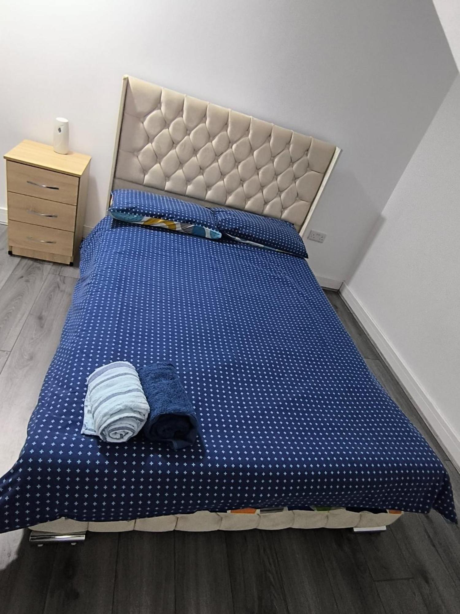 Spacious Full Home - Perfect For Families & Groups Oldbury  Eksteriør billede