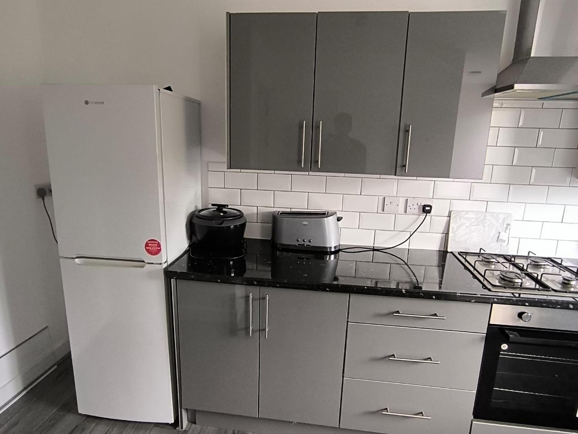 Spacious Full Home - Perfect For Families & Groups Oldbury  Eksteriør billede
